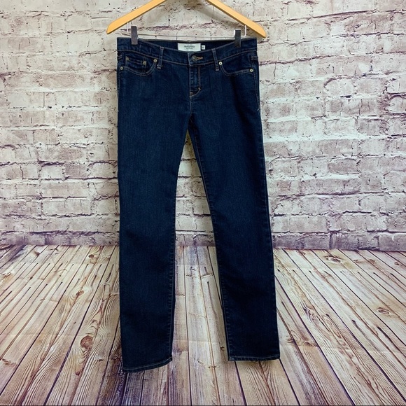 Abercrombie & Fitch Erin Stretch Dark Wash Straight Leg Jeans - Picture 1 of 9